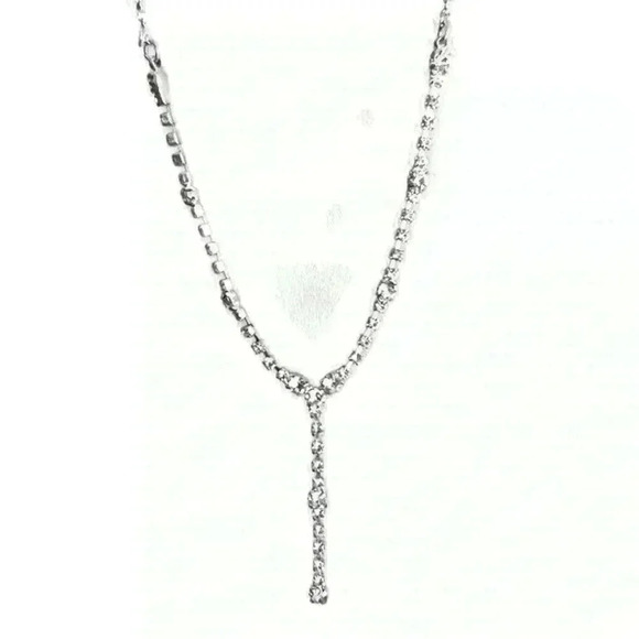 Vintage Y2K Claire’s Faux Diamond Silver V Shaped Necklace Jewelry Accessory - Picture 4 of 6